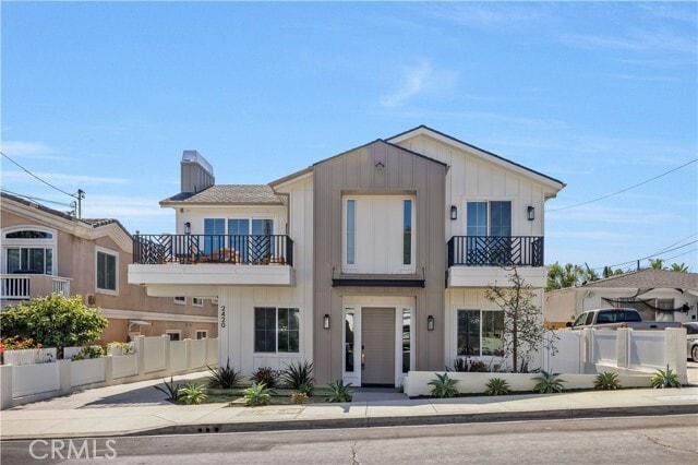 Photo - 2420 Ives Ln