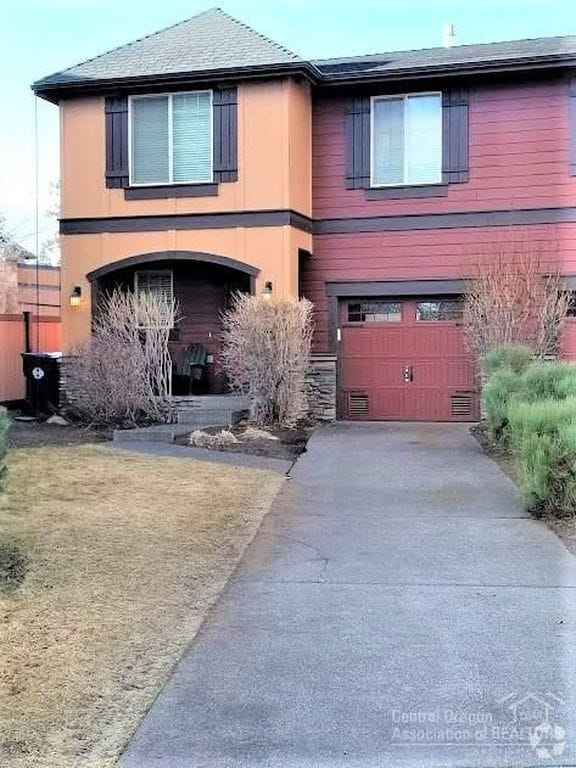 Building Photo - Beautiful 3 Bed/2.5 Bath Two-Story Duplex ... Rental