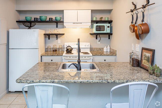 Interior Photo - Cottages at Corporate Rental