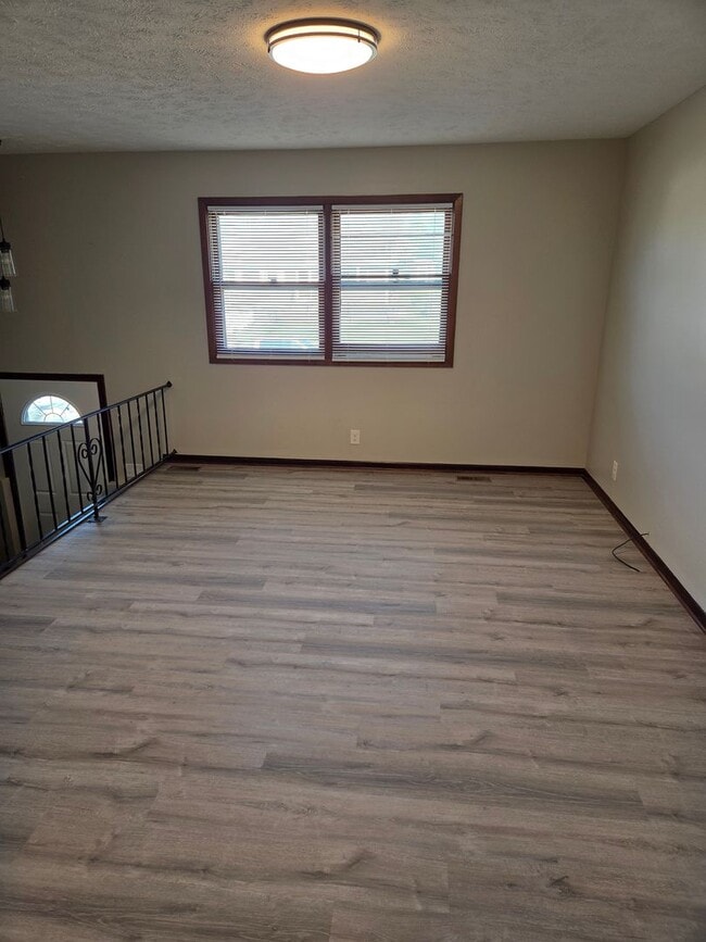 Photo - 4/2/1 Newly remodeled with fenced in backyard!!!