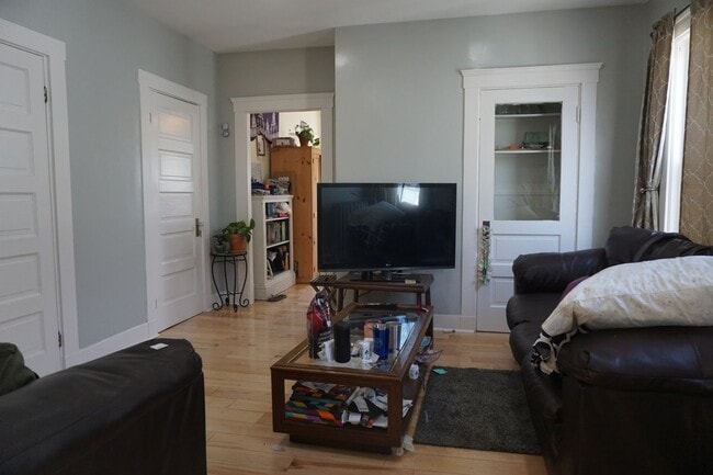 Photo - 14 Orange St Unit 1