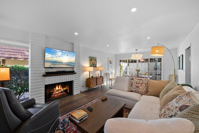 Photo - 2.5 Month Furnished Condo at Collwood Manor