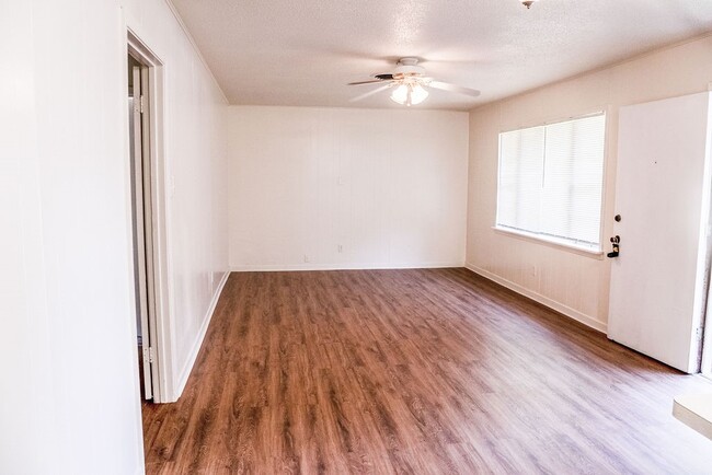 Photo - 3312 Old Houston Rd