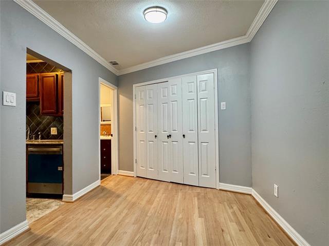 Photo - 6006 Worth St Unidad 5