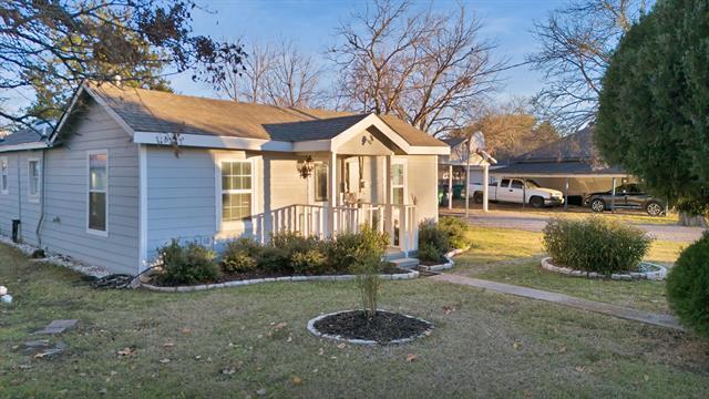 Photo - 209 N Texas Dr