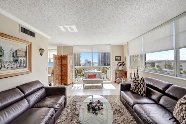 Photo - 3113 S Ocean Dr Unit 402