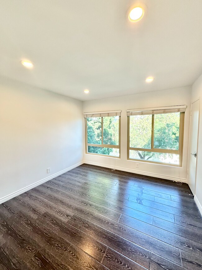 Photo - 8730 Charleville Blvd Unit 303