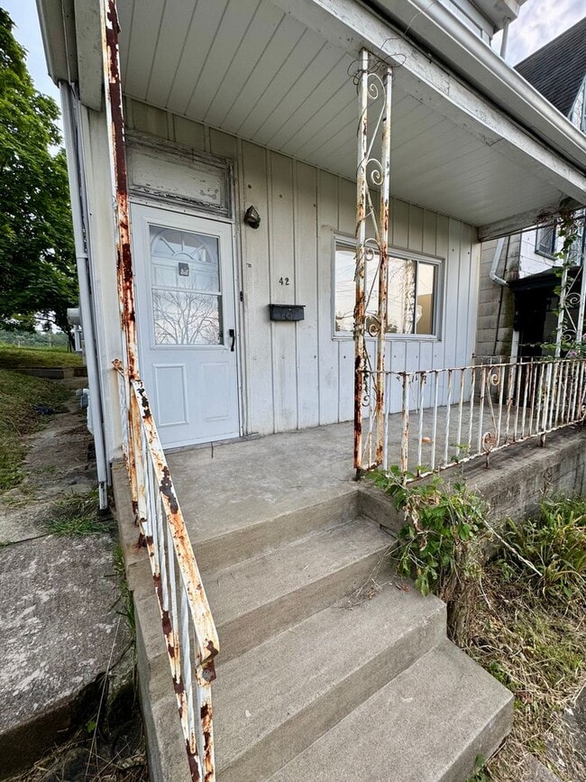 Photo - 42 Climax St