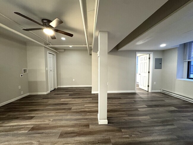 Photo - 331 Broadway Unidad 2D