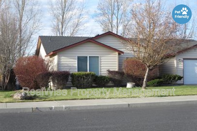 Photo - 737 NE Nickernut Ave House