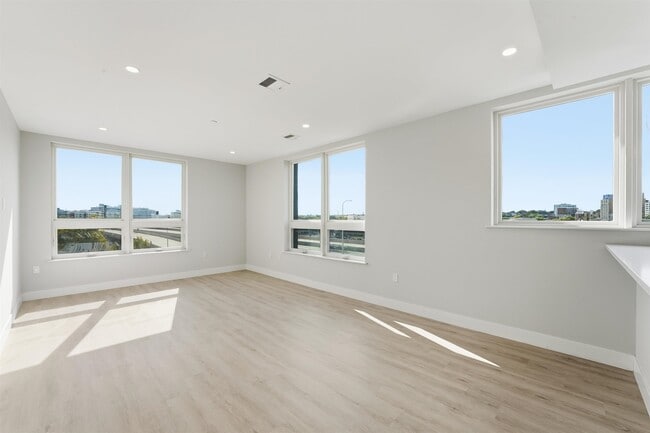 Photo - 40 Center St Unit 505