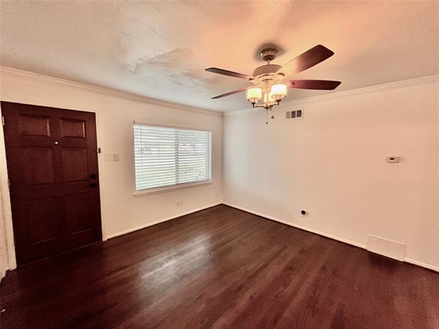 Photo - 421 Jolee St