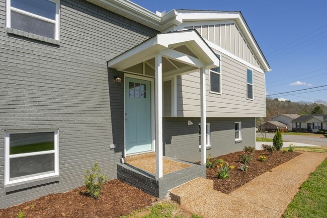 Photo - Available June. Large house, fenced back yard, renovated, fenced back, pets ok, great for house s...