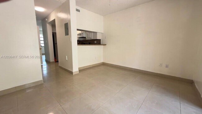 Photo - 5388 W 24th Ave Unidad 110