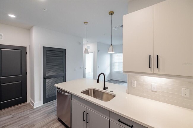 Photo - 1420 Lakefront Dr Unit 3104