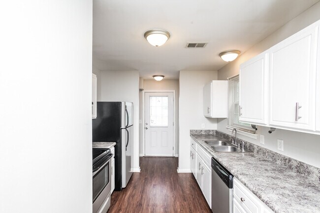 Photo - 9 Tindell Ct