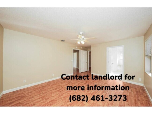 Photo - 1148 Hawthorne Ave E