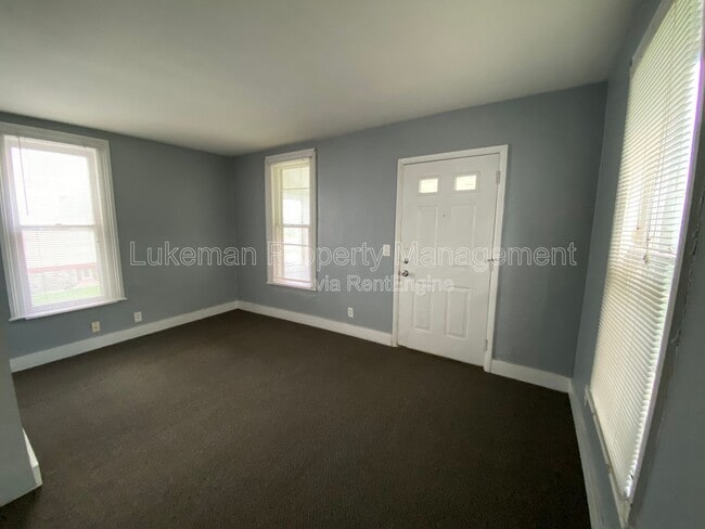 Photo - 727 Wheaton Ave