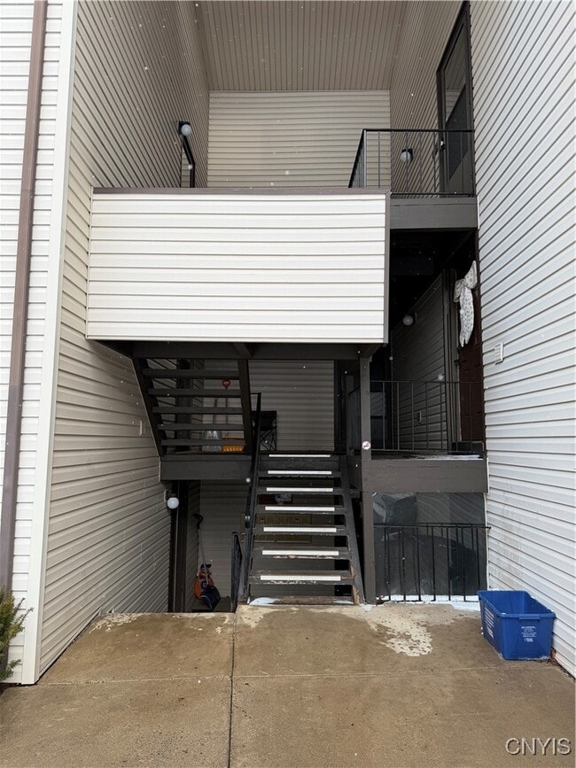 Photo - 397 Village Blvd N