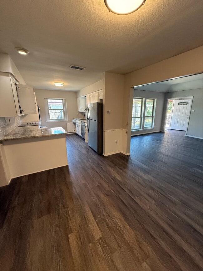 Photo - LEMONWOOD7412-14 Unit 7412