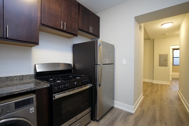 Photo - 1133 Maple Ave Unit A4