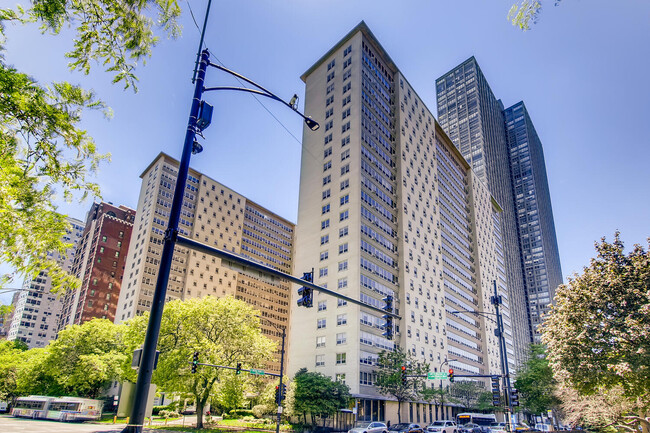 Photo - 3950 N Lake Shore Dr Unidad 418 Rental
