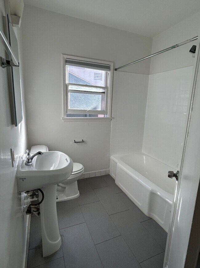 Photo - 1781 Orchid Ave