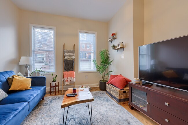 Photo - 217 W Lemon St Unit 1