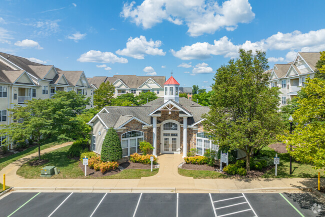 Fieldstone Farm - Fieldstone Farm Apartments