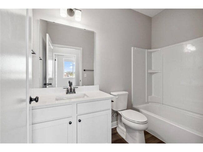 Photo - 192 Gambel St