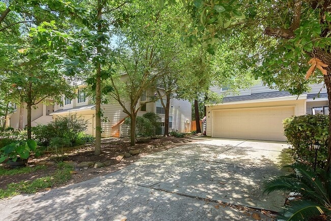 Photo - 7 Newberry Trail Ct
