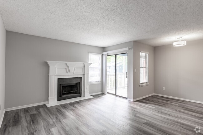 2BR, 2BA - 1142SF - Chapel Creek