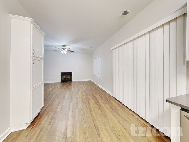 Photo - 7167 Marlin St