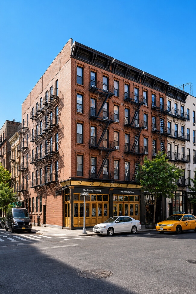 Building Photo - 202 E 13th St
