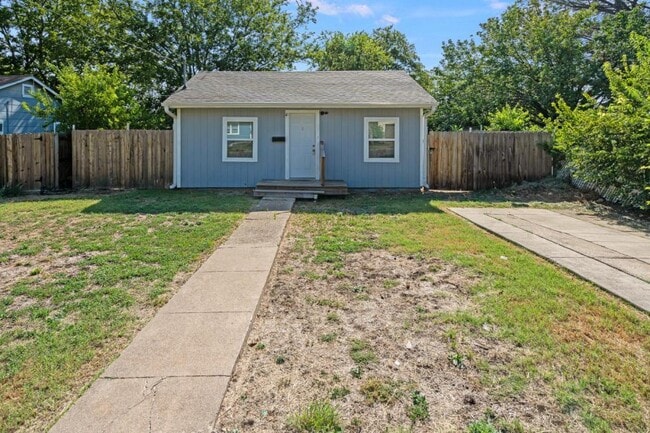 Building Photo - 1508 N Park St Rental