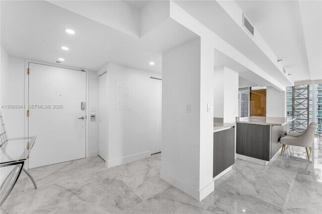 19355 Turnberry Way Unit 14D