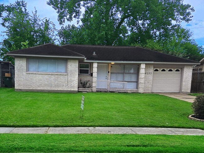 Building Photo - 4222 Botany Ln