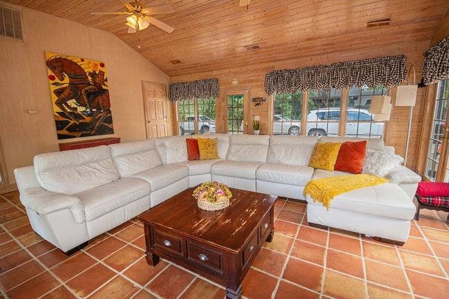 Photo - 2624 Chandalar Ln