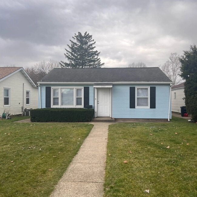 Building Photo - 1525 N Adams St