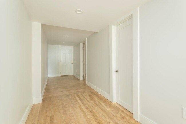 Photo - 25 South St Unit #B2