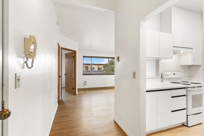 Maplewood Apartments