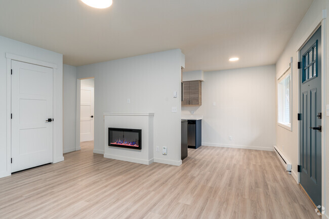 1BR, 1BA - 576SF