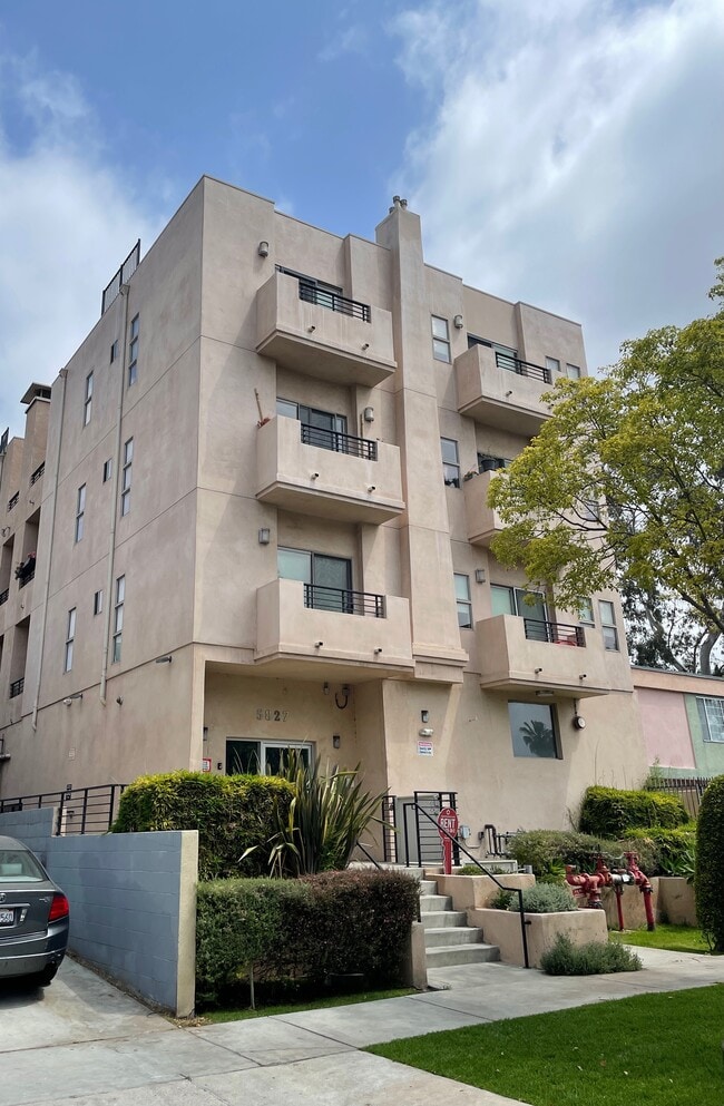 2B2B Condo Style Apartments with Balconies