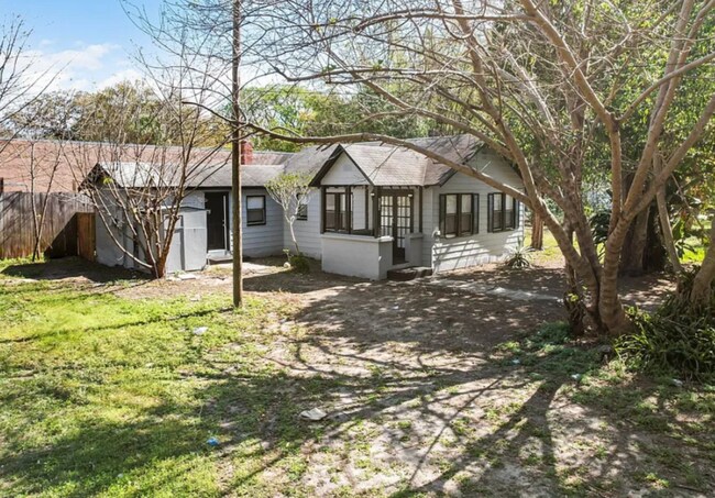Photo - 1519 Carmel Ave