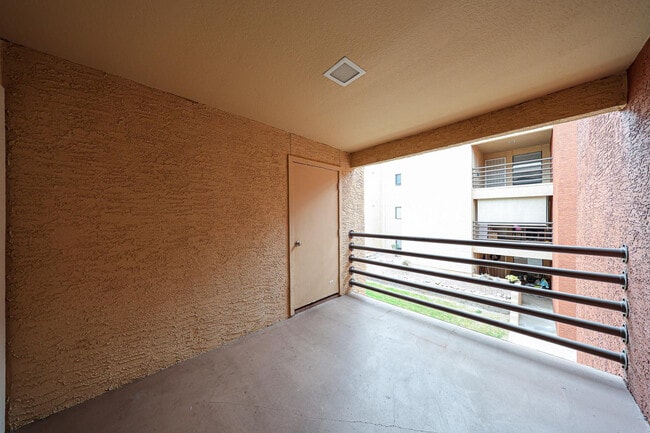 Photo - 1340 N Recker Rd Unit 226