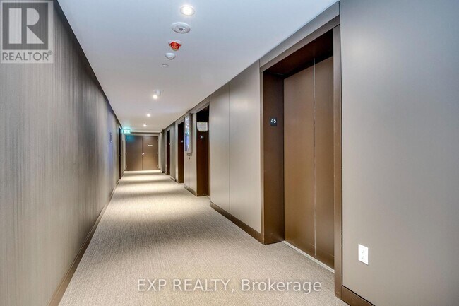 Photo - 448 Burnhamthorpe Rd W Unité 4511