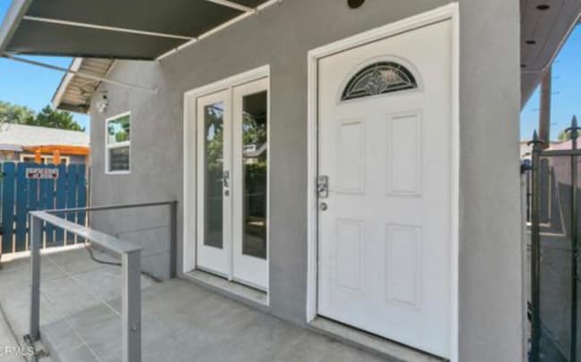 Photo - 15247 Binney St Unit 15247 1/2