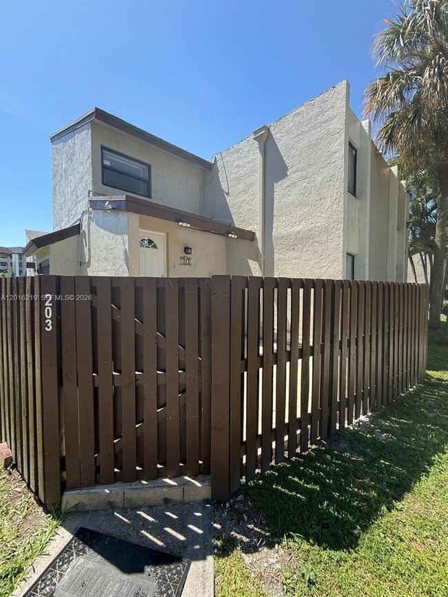 Photo - 10292 NW 9th St Cir