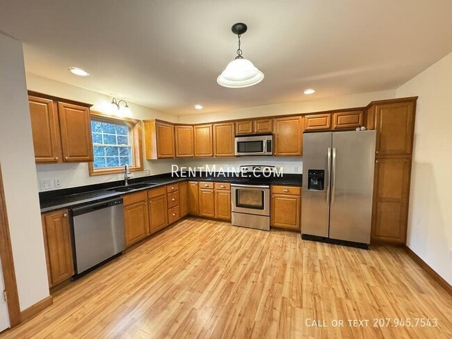 Photo - 208 Western Ave Unidad 8