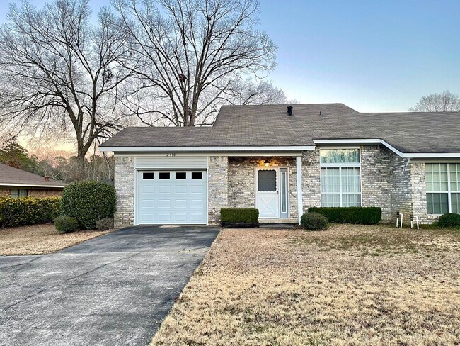 Photo - 3 Bed 2 Bath Duplex in Ruston